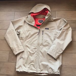 Patagonia rain jacket tan medium